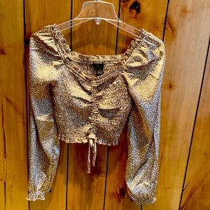 Beautiful silky top!